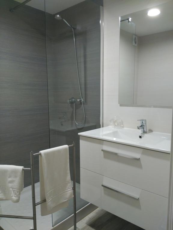 Hotel Puente De Los Santos Тапія-де-Касар'єго Екстер'єр фото