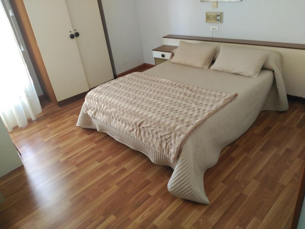 Hotel Puente De Los Santos Тапія-де-Касар'єго Екстер'єр фото