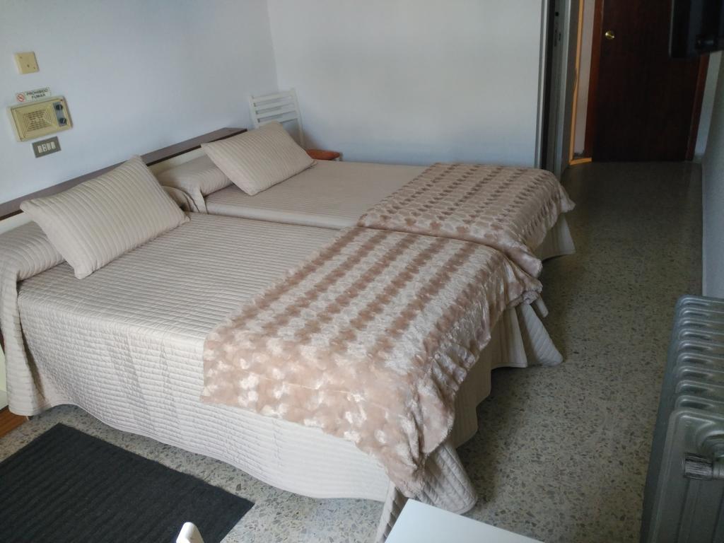 Hotel Puente De Los Santos Тапія-де-Касар'єго Екстер'єр фото