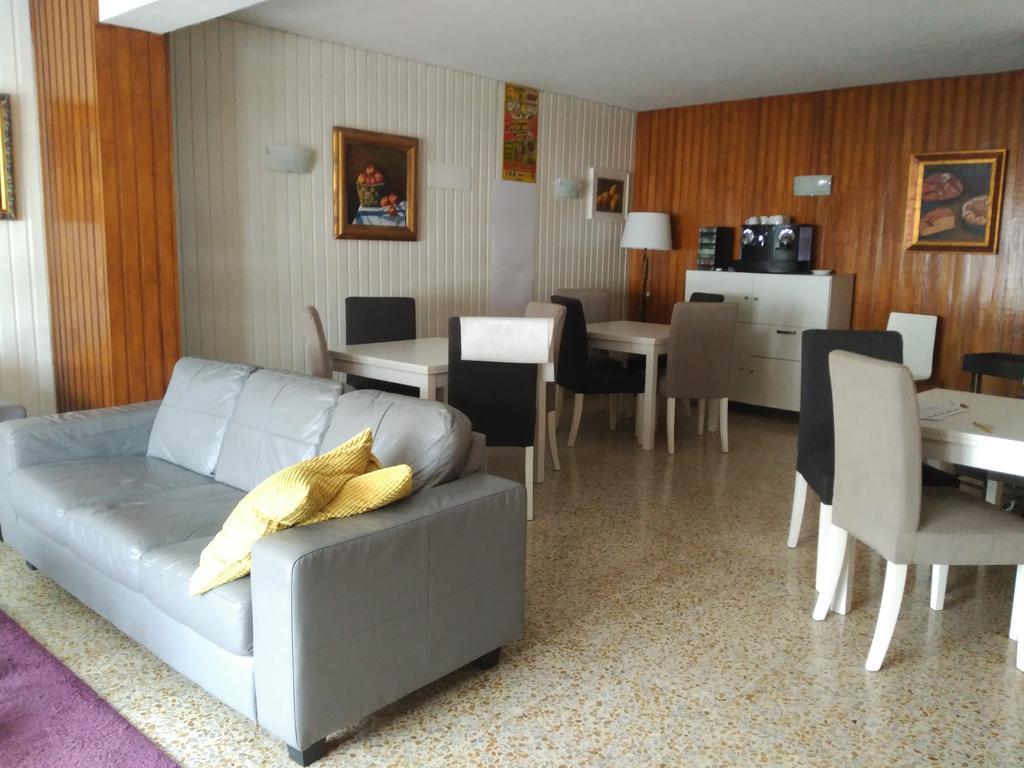 Hotel Puente De Los Santos Тапія-де-Касар'єго Екстер'єр фото